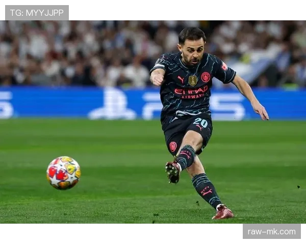 贝尔纳多与球队再续前缘,携手开启辉煌新篇章 贝尔纳多与球队再续前缘,携手开启辉煌新篇章