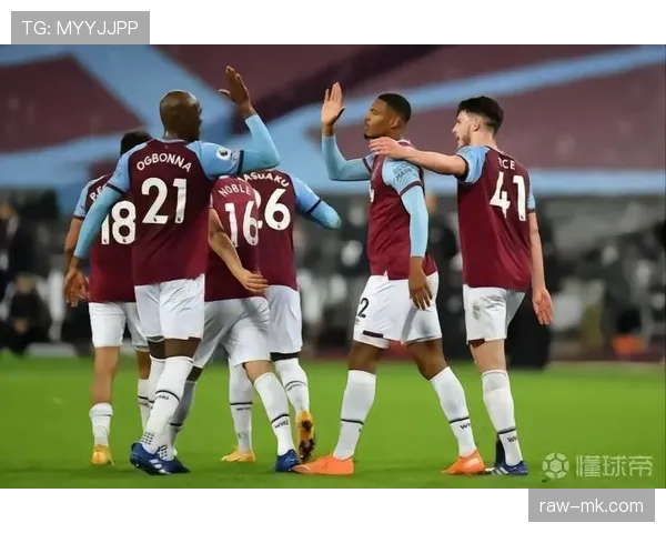 米特罗维奇职业生涯轨迹：从贝尔格莱德到英超的持续提升之路